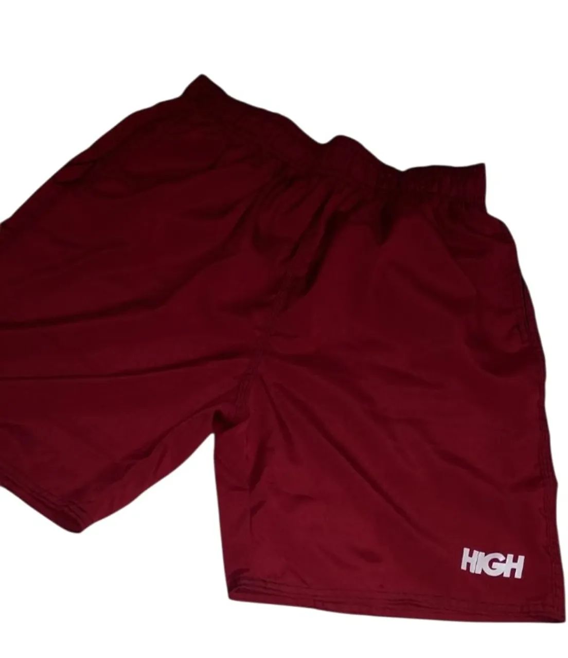 Shorts vermelho