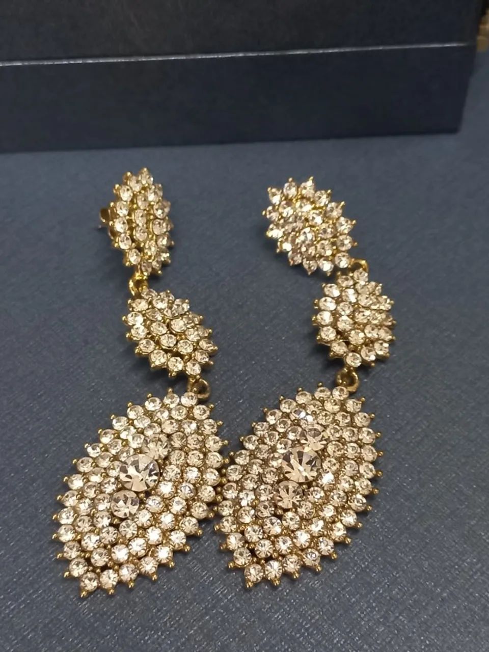 BRINCO E PULSEIRA DOURADO MORANA  - Foto 4