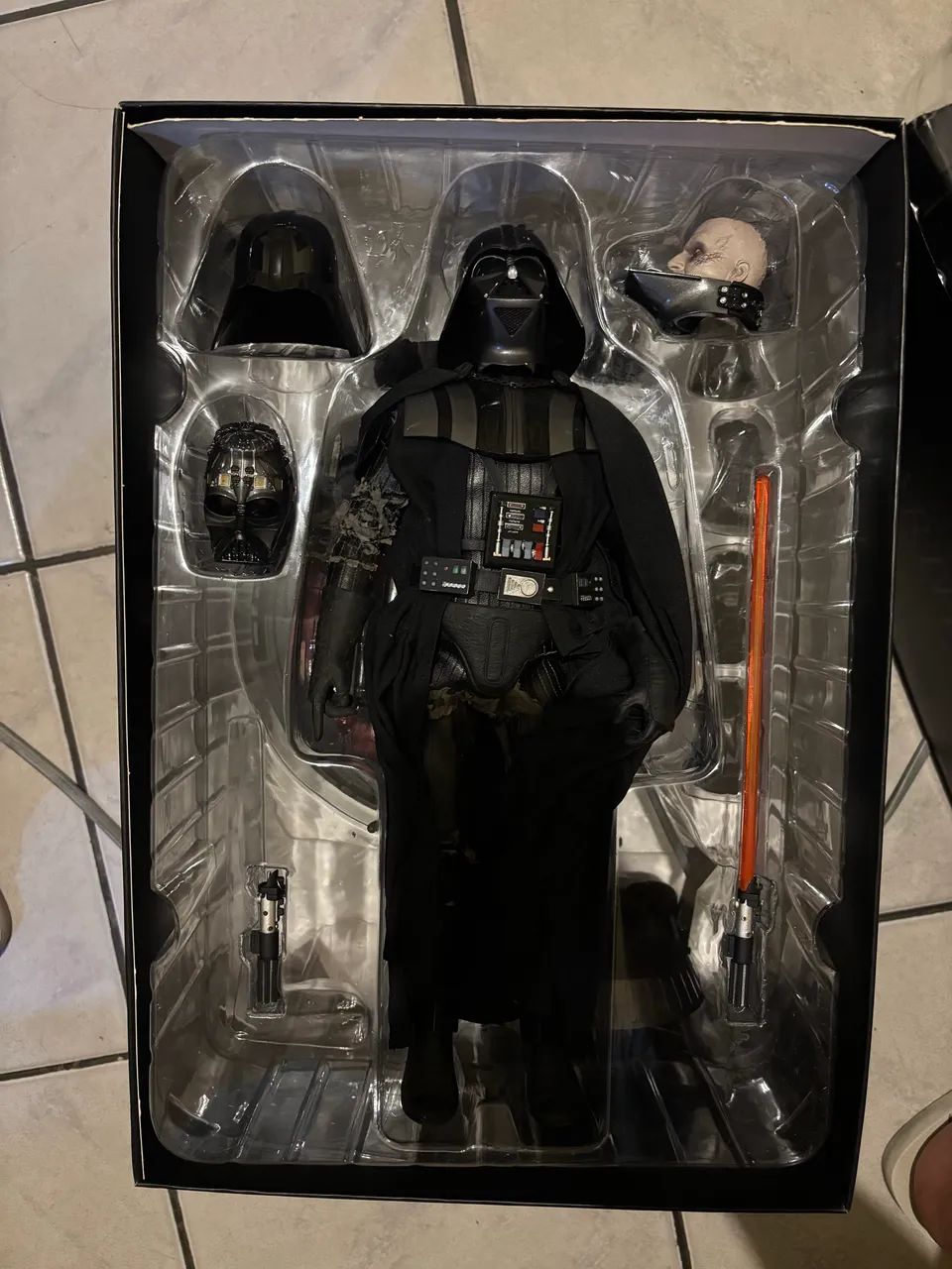 Star Wars - Darth Vader - Escala 1/6 - Foto 3
