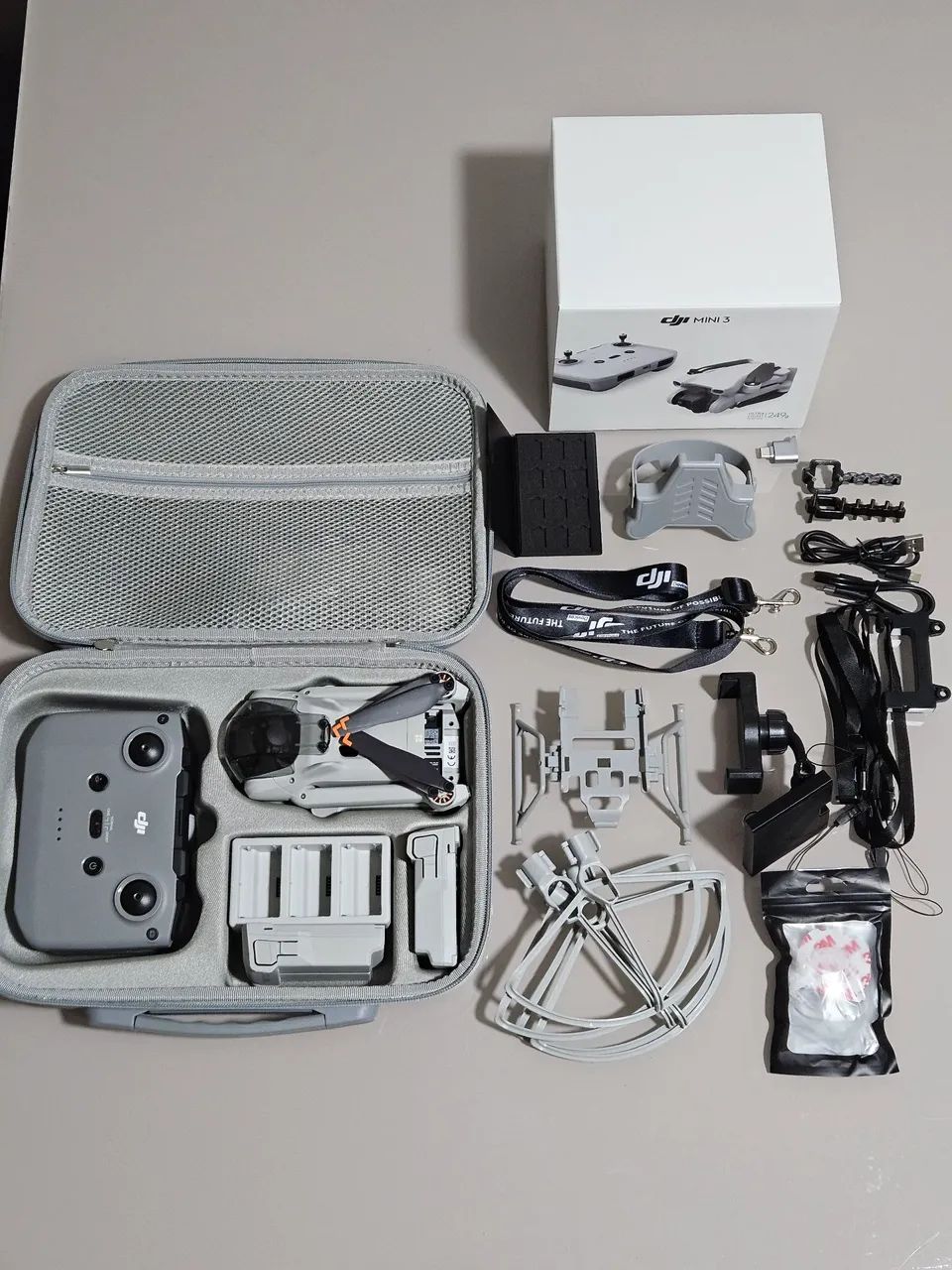 Drone DJI Mini 3 4k +acessórios + nota fiscal 