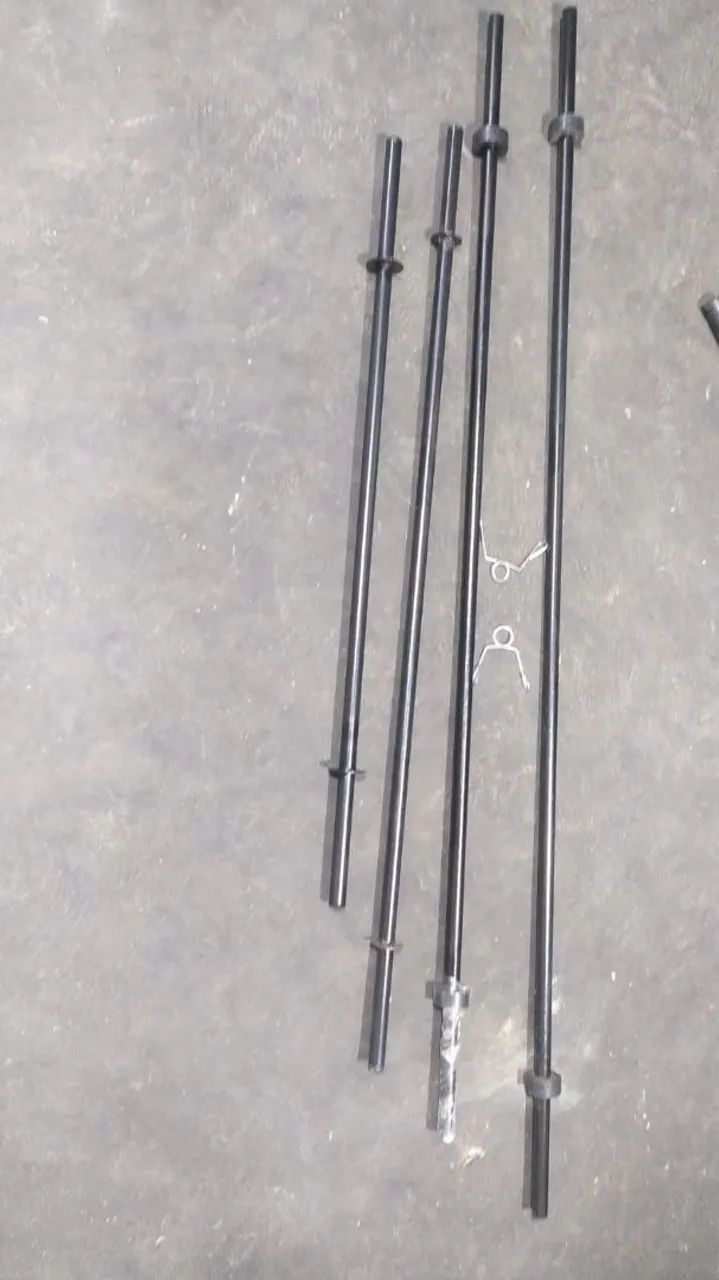 Barra de agachamento e supino 