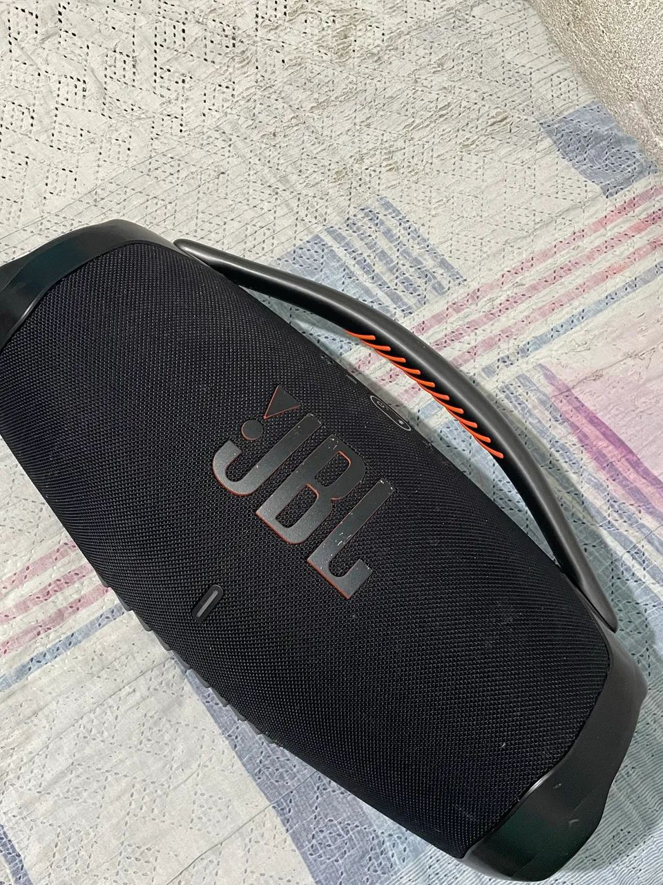 JBL boombox 3