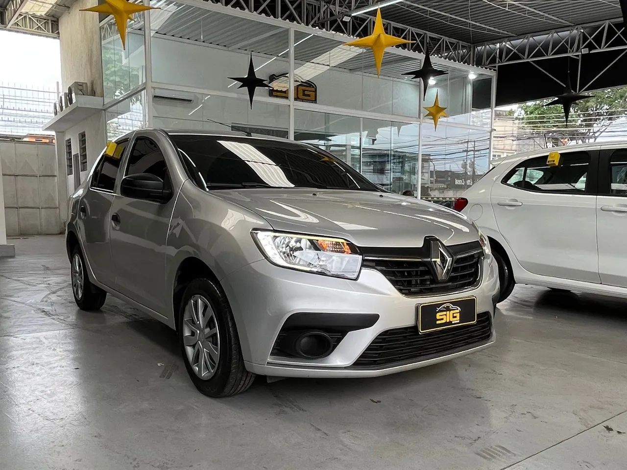 Renault Logan Life Flex 1.0 12V 4P Mec. 2021