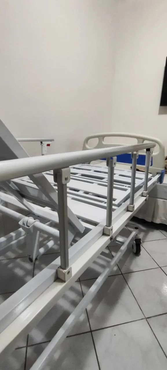 Cama hospitalar com colchão incluso - Foto 3