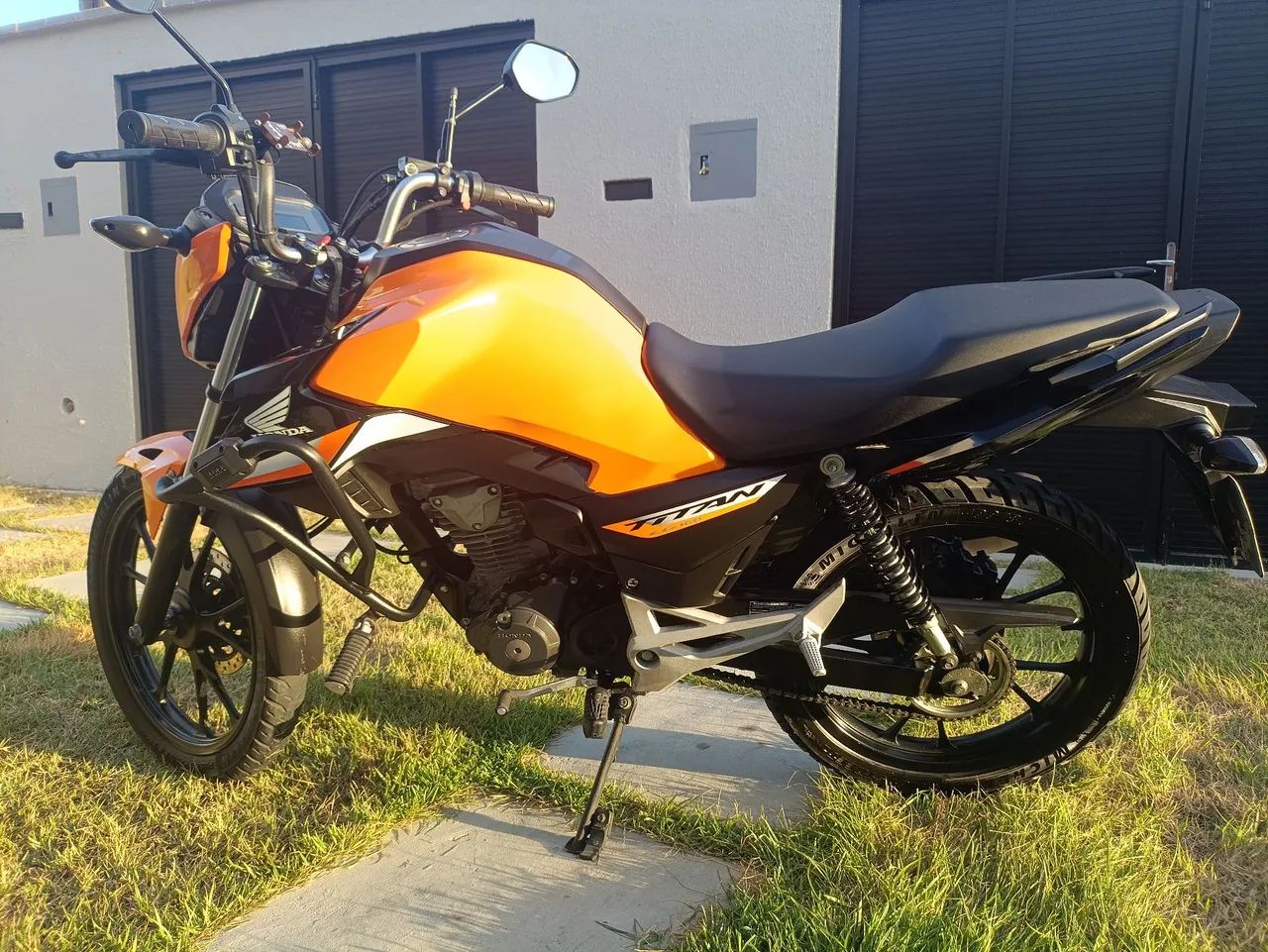 Titan 2025  - Foto 3