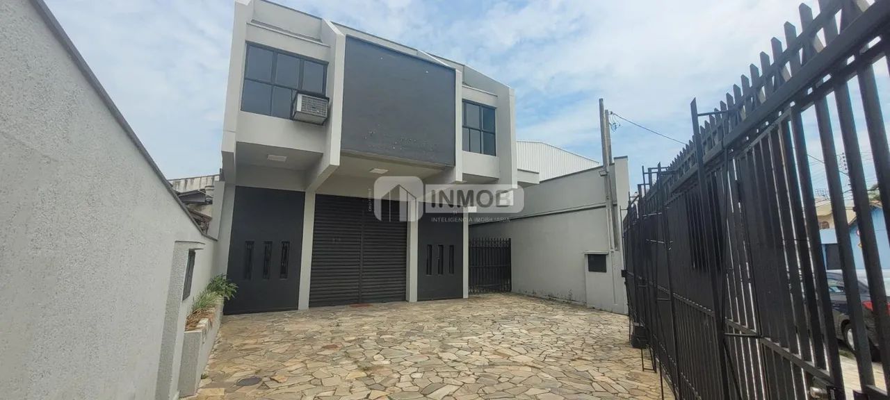 Galpão para Alugar na Vila São José, Taubaté  530m², 4 Banheiros - Foto 2