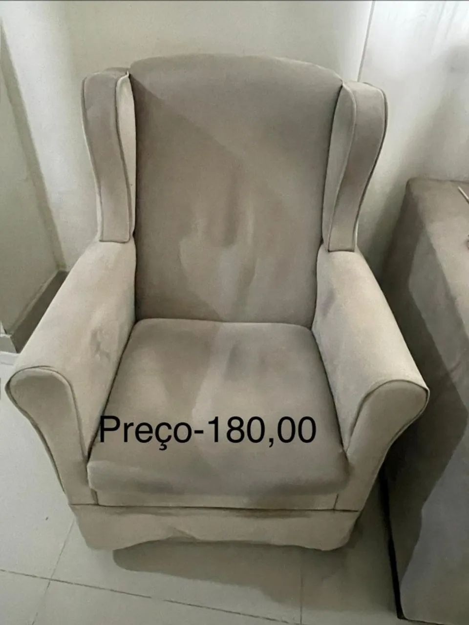Poltrona de amamentação 