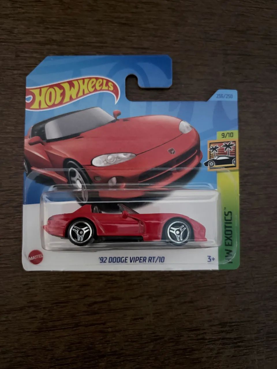 Hot wheels 92? dodge viper vermelho
