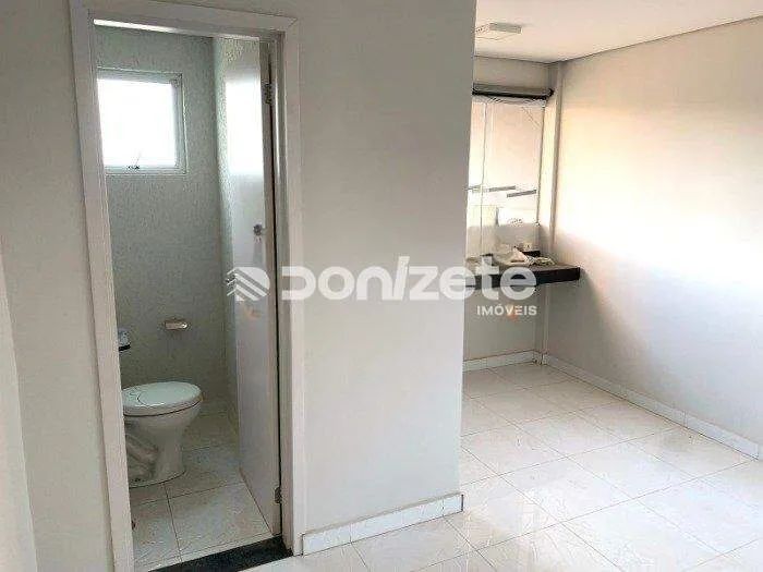 Sala Comercial para Alugar no Jardim em Santo André - R$ 3.200/mês - Foto 4