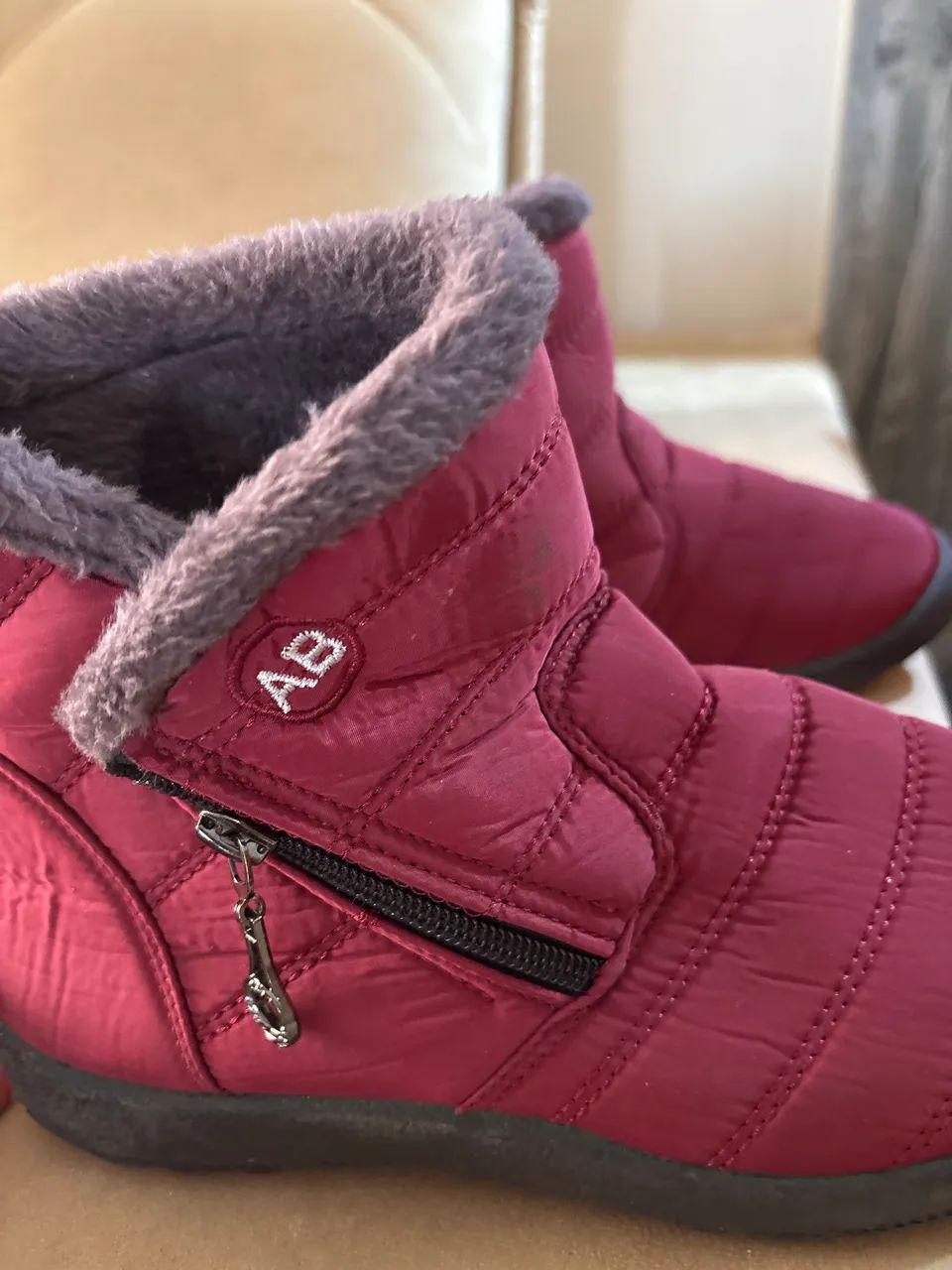 Vendo bota feminina impermeável  - Foto 2