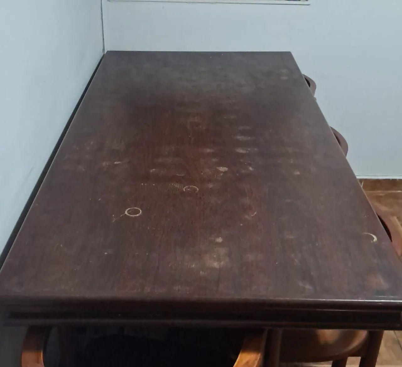 Mesa de madeira com cadeira grátis. - Foto 3