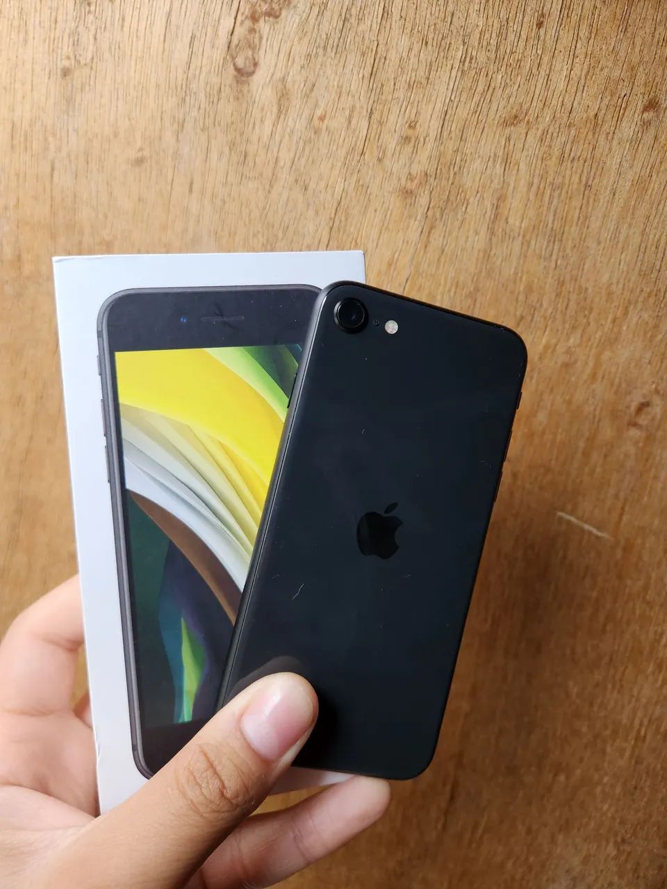 Iphone se 2 geração 64GB
