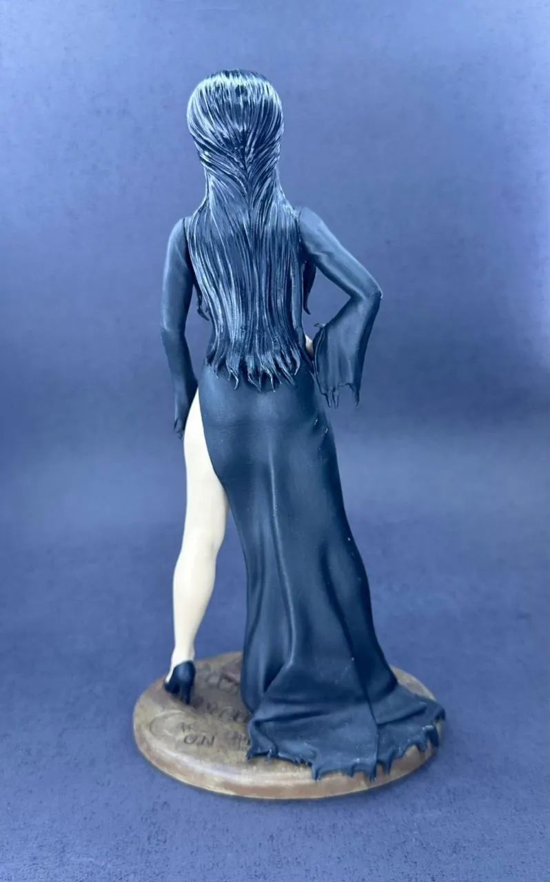 Elvira - A Rainha das Trevas - Foto 4