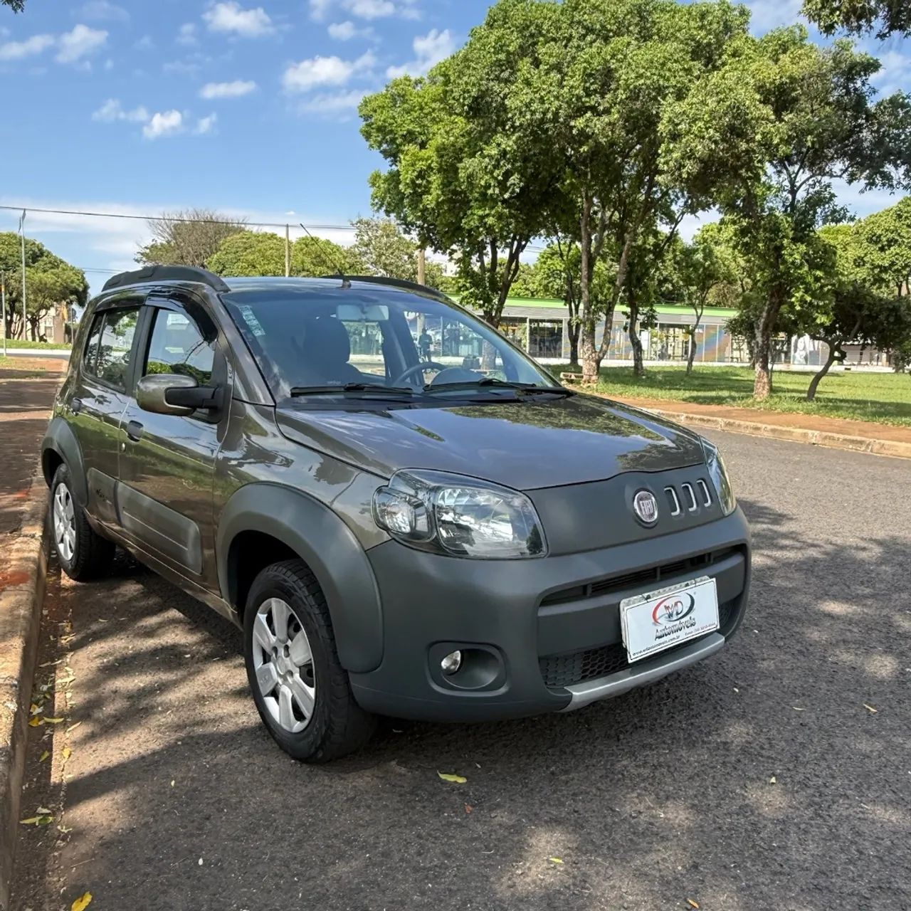 Fiat Uno WAY 1.4 EVO Fire Flex 8V 5P 2011 - Foto 2