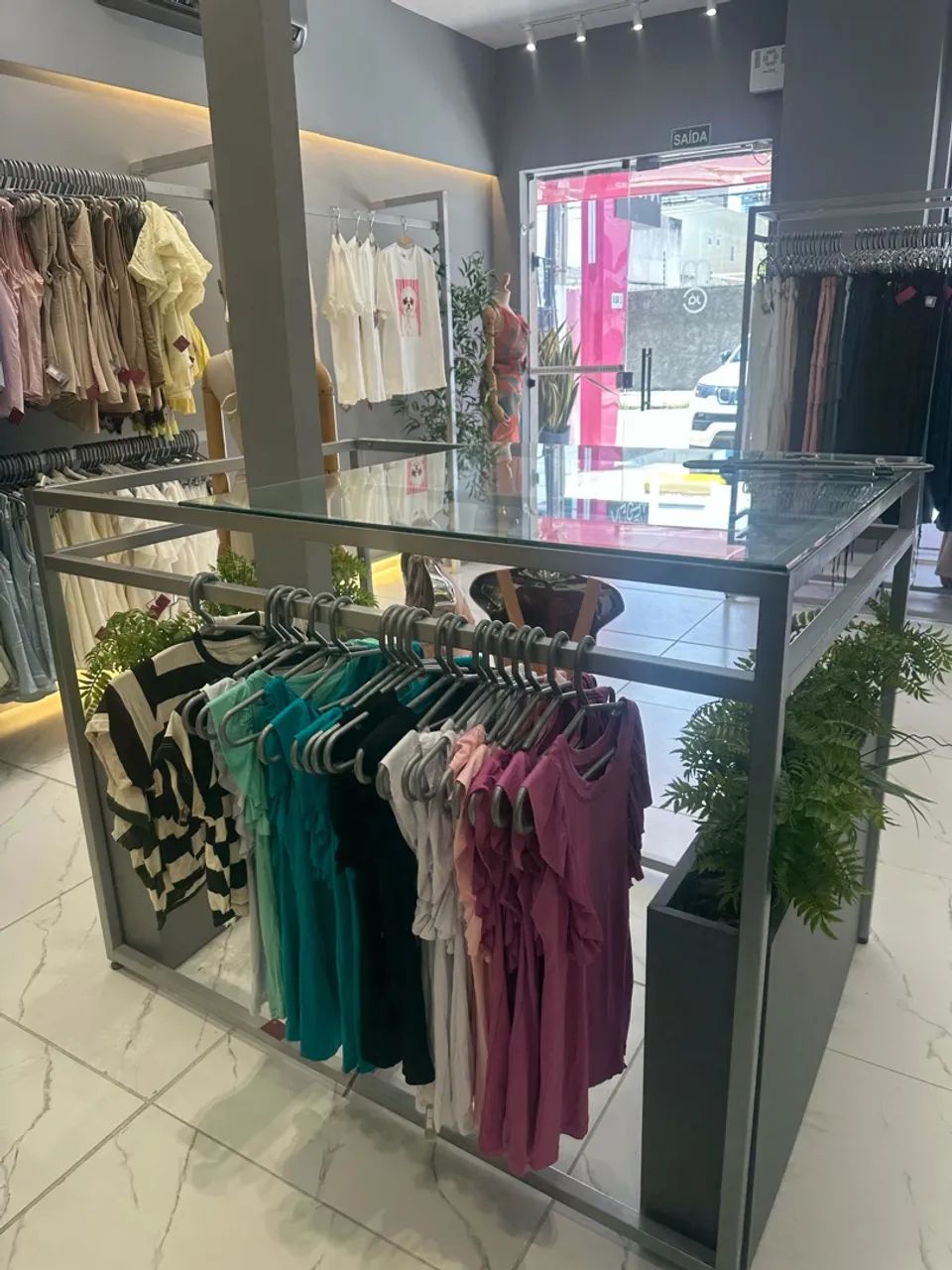 Repasse de estrutura de loja de roupa  - Foto 3
