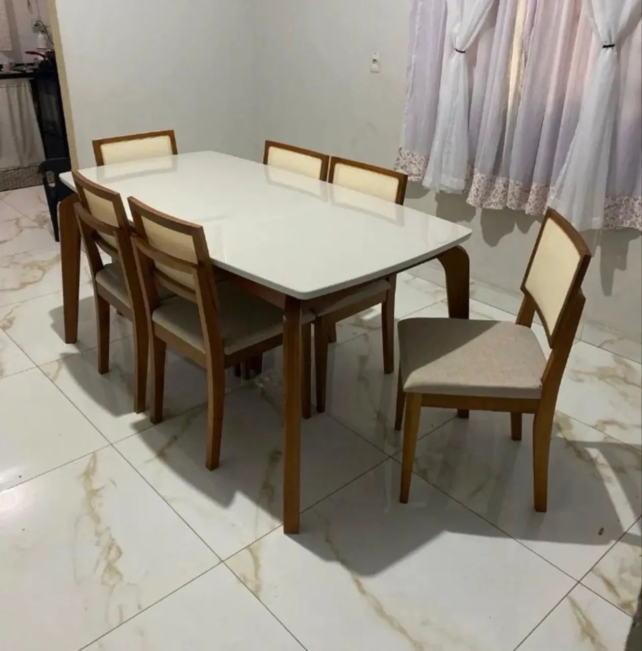 Mesa de Jantar perna de aranha 180x90 Com 6 Cadeiras - Foto 2