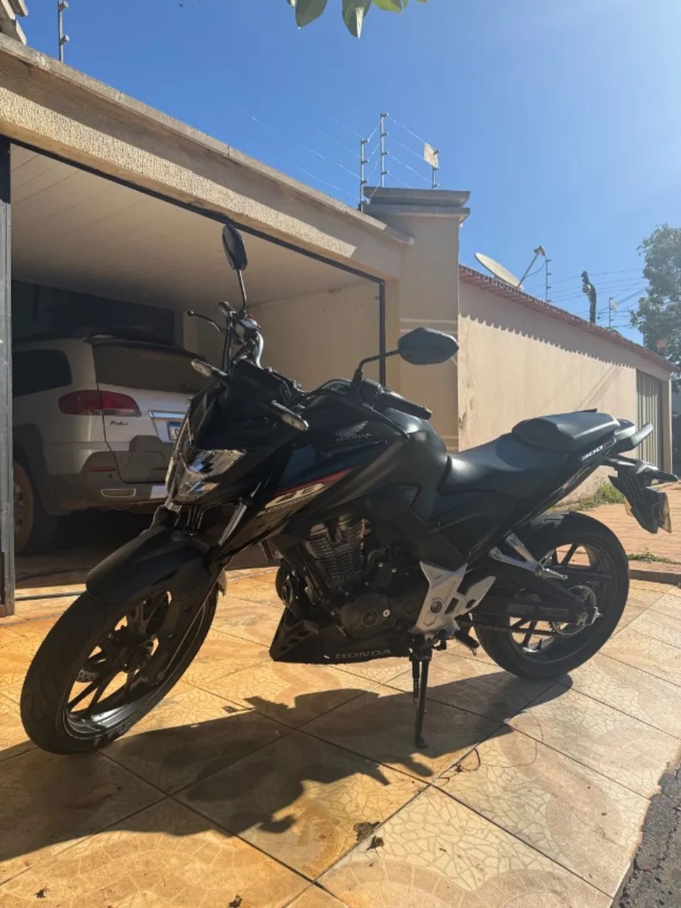 CB300F Twister CBS - Foto 2