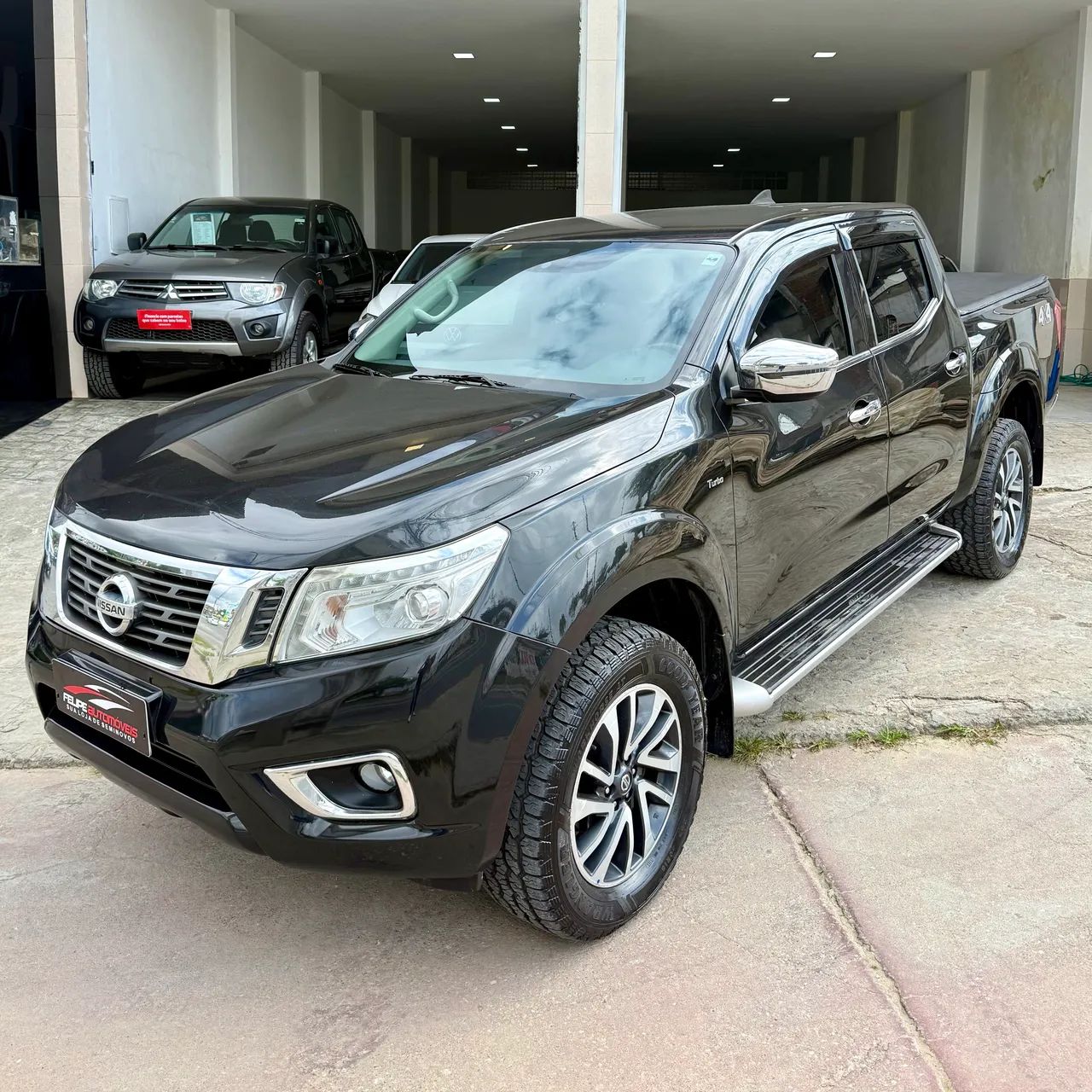 Nissan Frontier Frontier XE CD 4x4 2.3 Bi-TB Diesel Aut. 2025