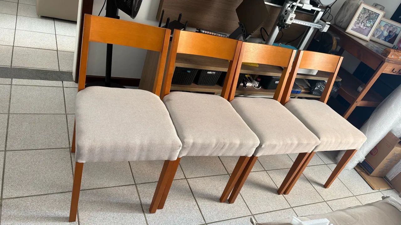 Vendo Mesa com 4 Cadeiras da Lar Shopping - Foto 3