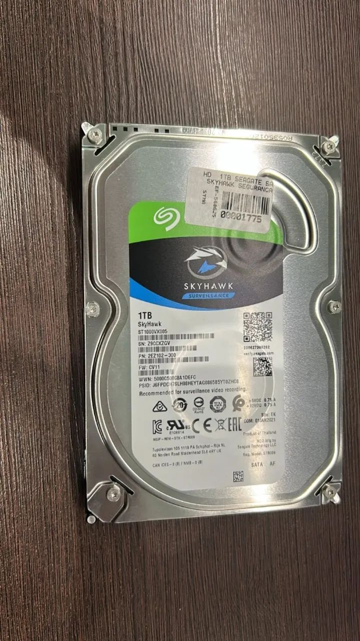HD Seagate SkyHawk 1TB SATA