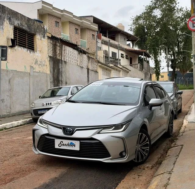 Toyota Corolla Altis Prem. Hybrid 1.8 Flex AUT, foto 3 de 20