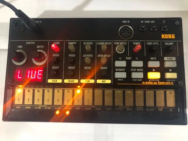 MÓDULO DRUM MACHINE KORG VOLCA BEATS COM SEQUENCER MIDI IN E SYNC IN E OUT - Foto 2