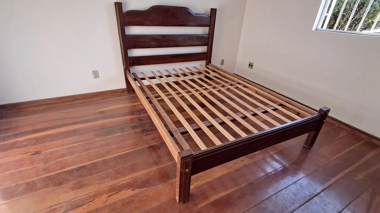 Cama de madeira maciça  - Foto 2