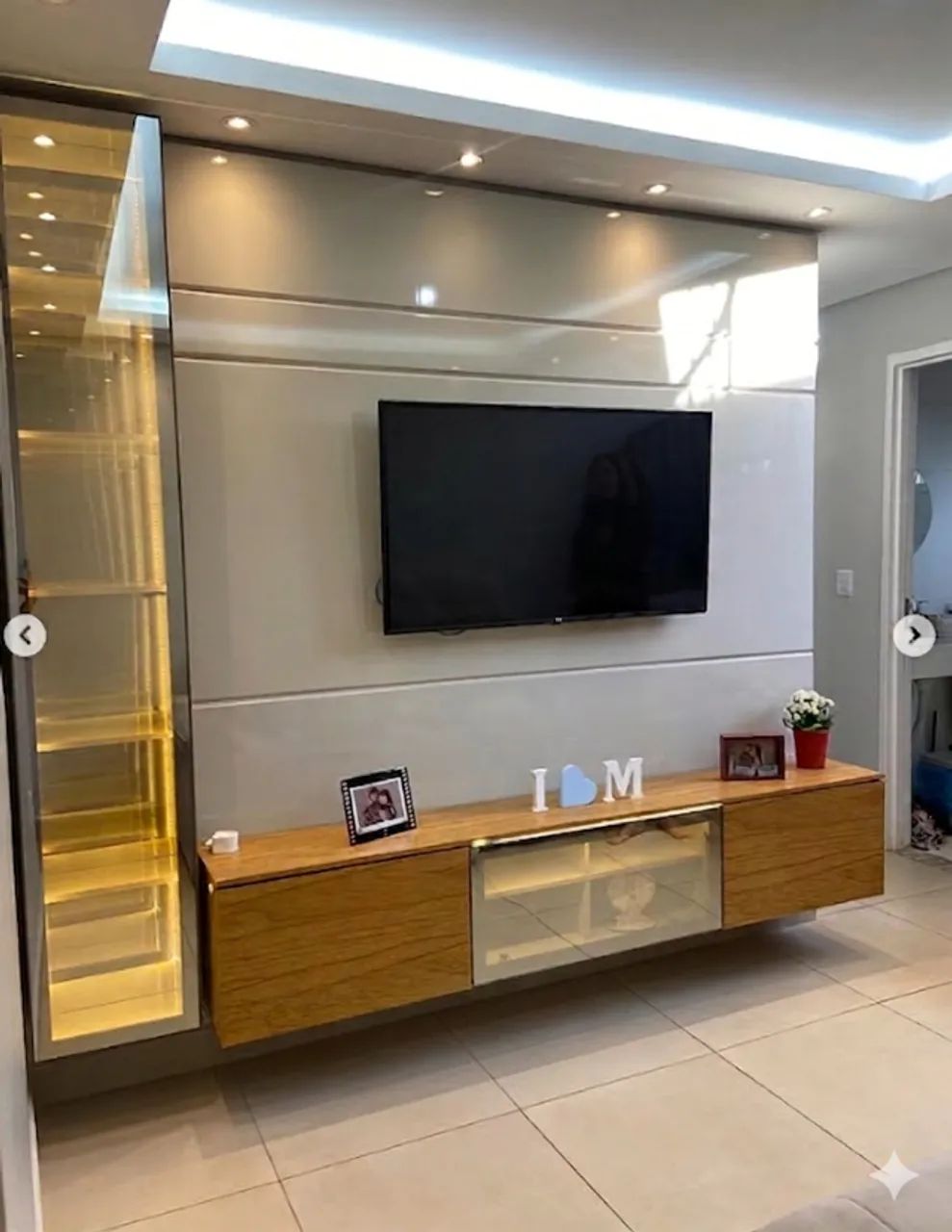 Painel Luminare com 1 Torre para Tv Até 85 Polegadas com Led 4 Portas Gelius - Foto 2