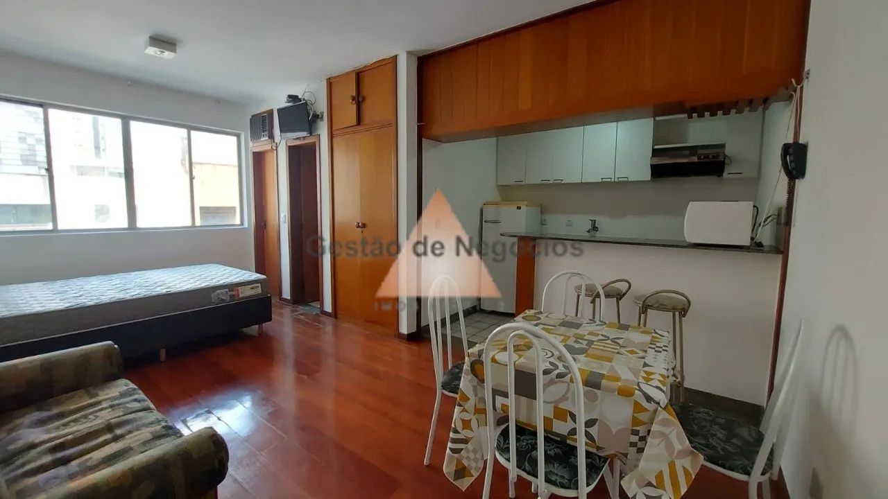 Flat com quarto e sala conjugada e vaga de garagem livre!!!!
