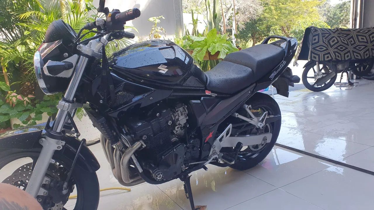 Bandit 650n  - Foto 2