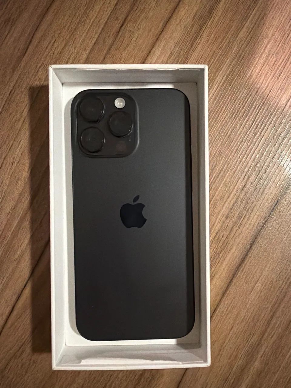 iPhone 16 Pro Max - Foto 2