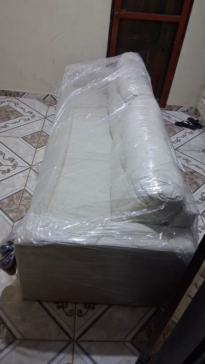 Sofá Herval 4 Lugares em Linho Bege - 2,30m Novo!! - Foto 3