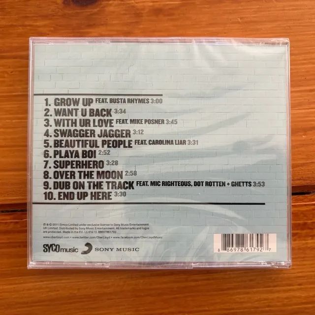 CD Sticks + Stones - Cher Lloyd (2011) - Foto 2