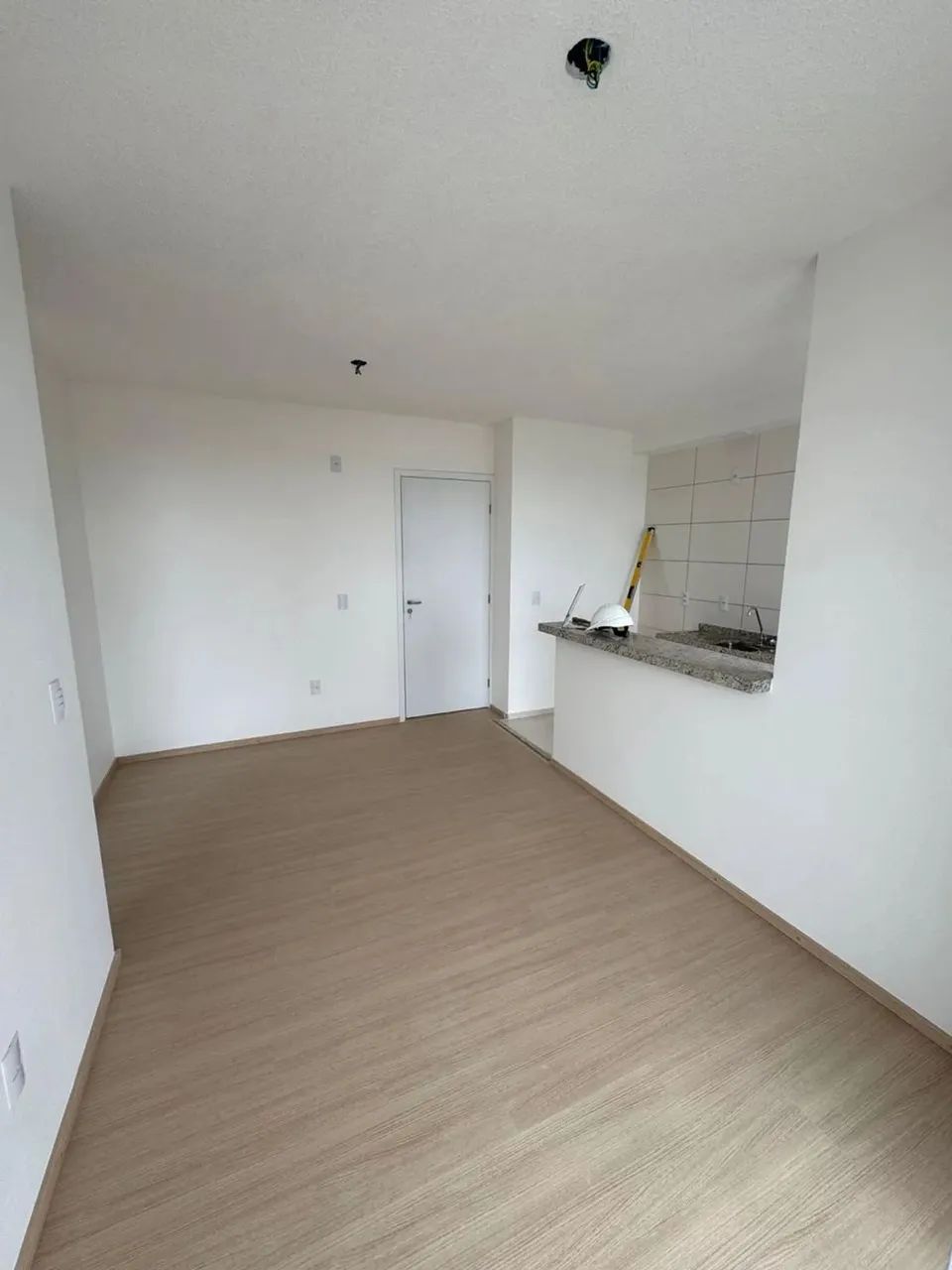 Apartamento 2 Qtos (1 Suite) | Varanda | Lazer Clube Completo | R$ 2.300 c/ Cond. + IPTU - Foto 2