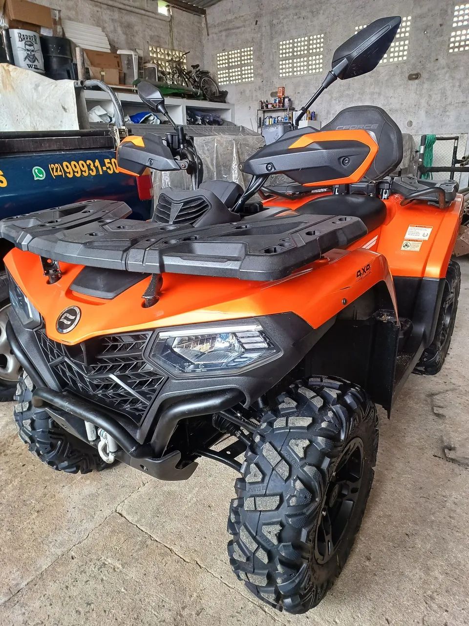 Quadriciclo cforce 520L 