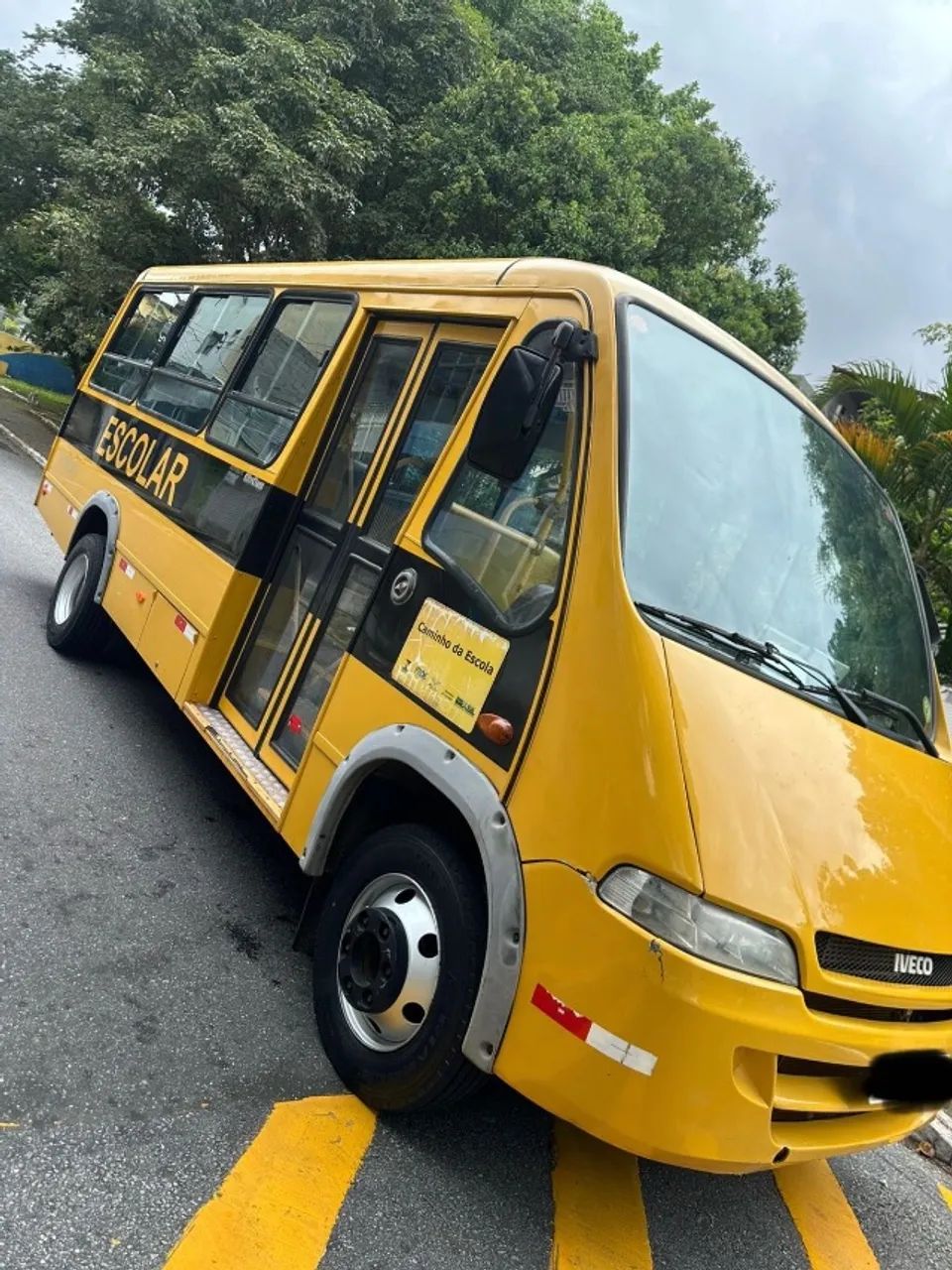 ÔNIBUS DISPONÍVEL 