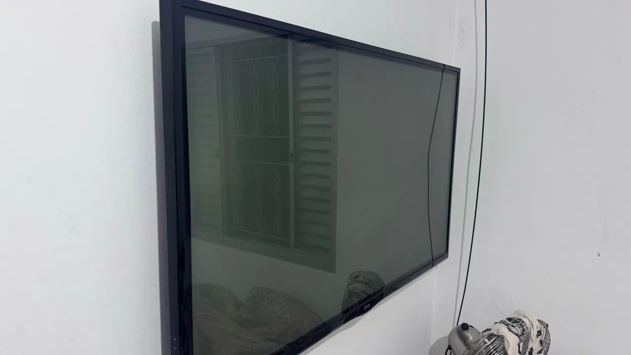 TV LG Smart 50 polegadas 