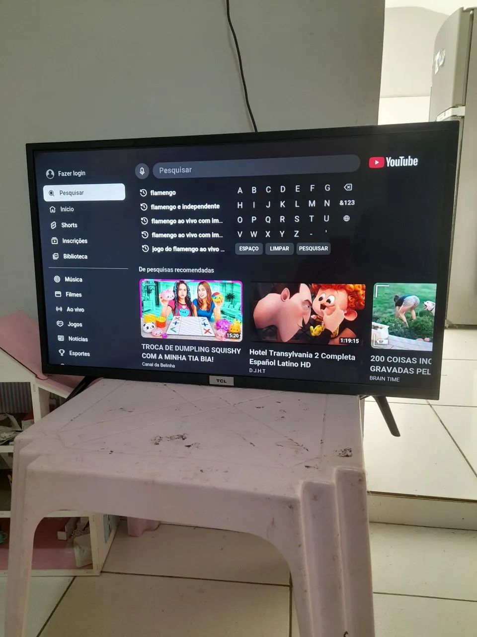 Vendo tv smart 32 polegadas nenhum defeito  - Foto 3