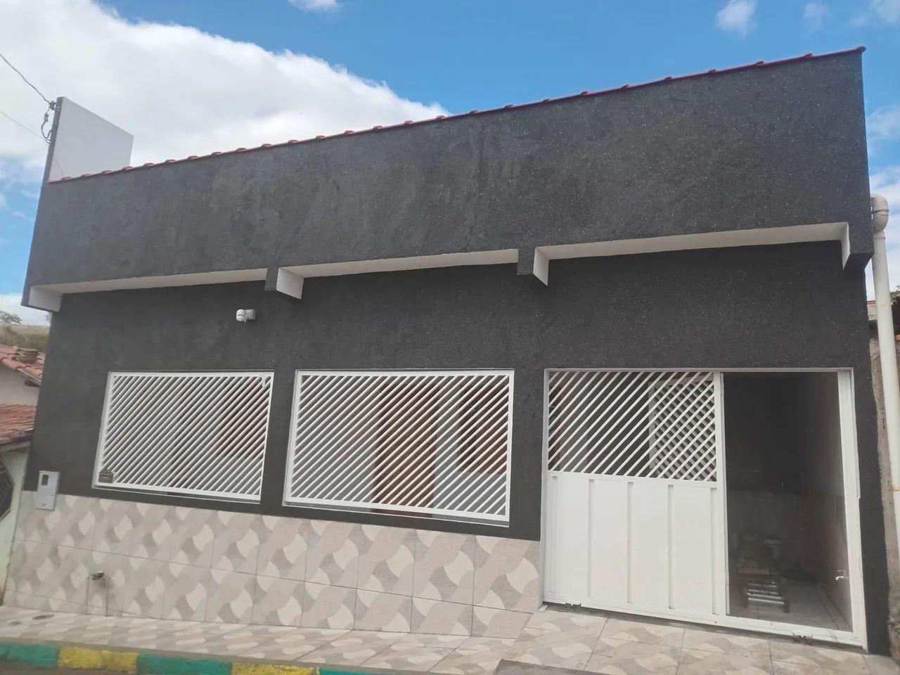 Estou precisando de 3 ajudantes de obras - Foto 3