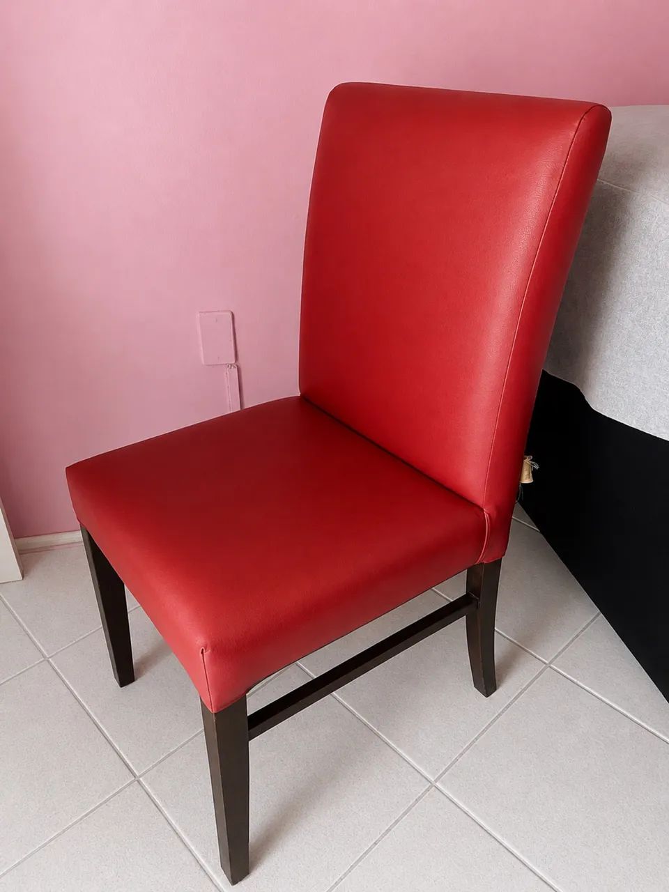 2 Cadeiras estofada - Foto 2