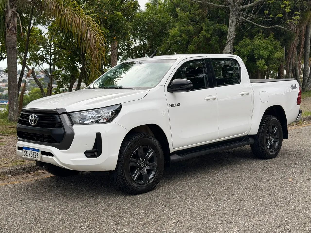 Toyota Hilux CD 4X4 2.8 DIESEL AUT. 2024