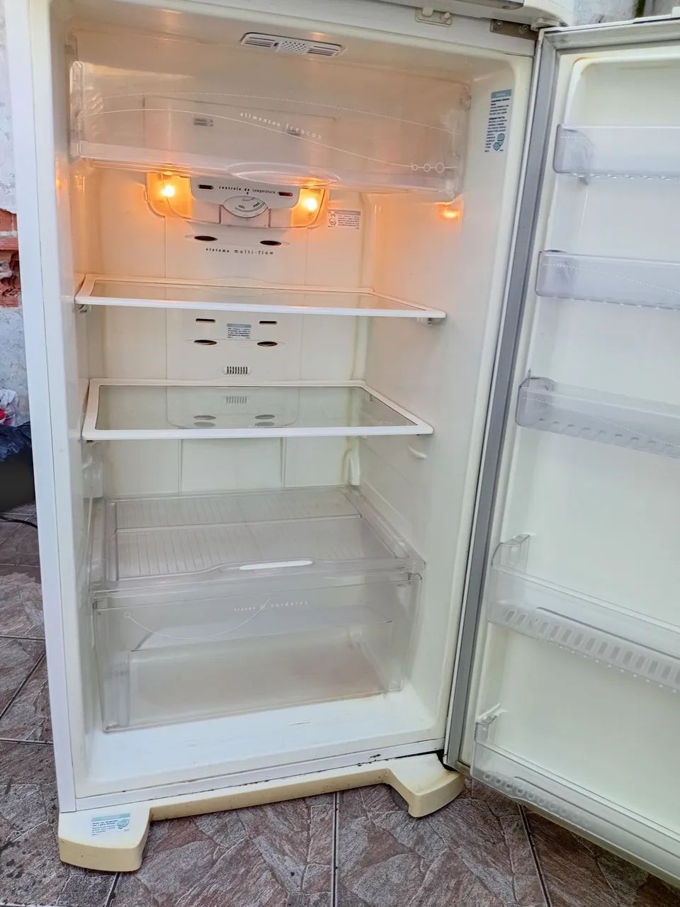 Geladeira Eletrolux DF46 402 litros  - Foto 3