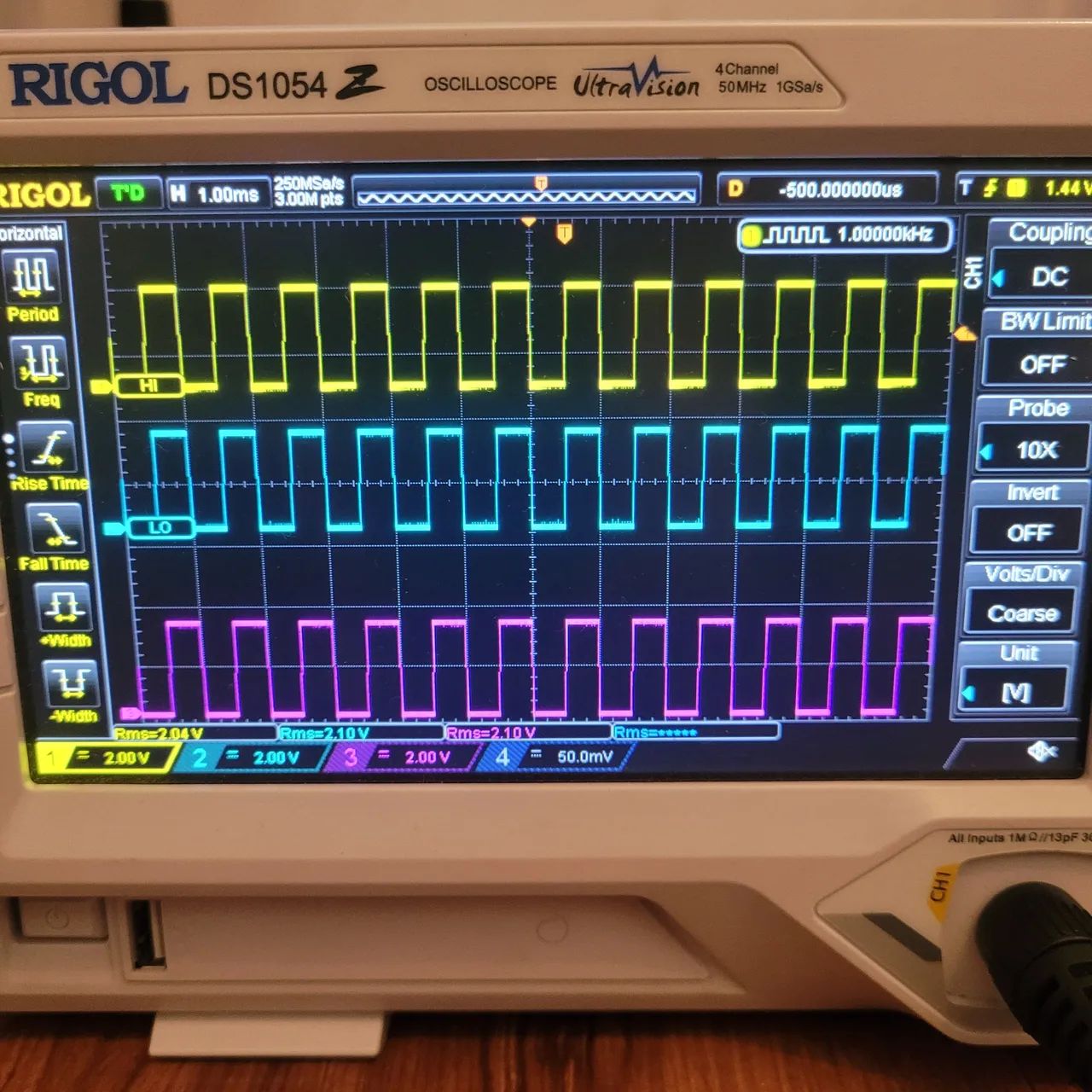 Osciloscópio Digital - RIGOL