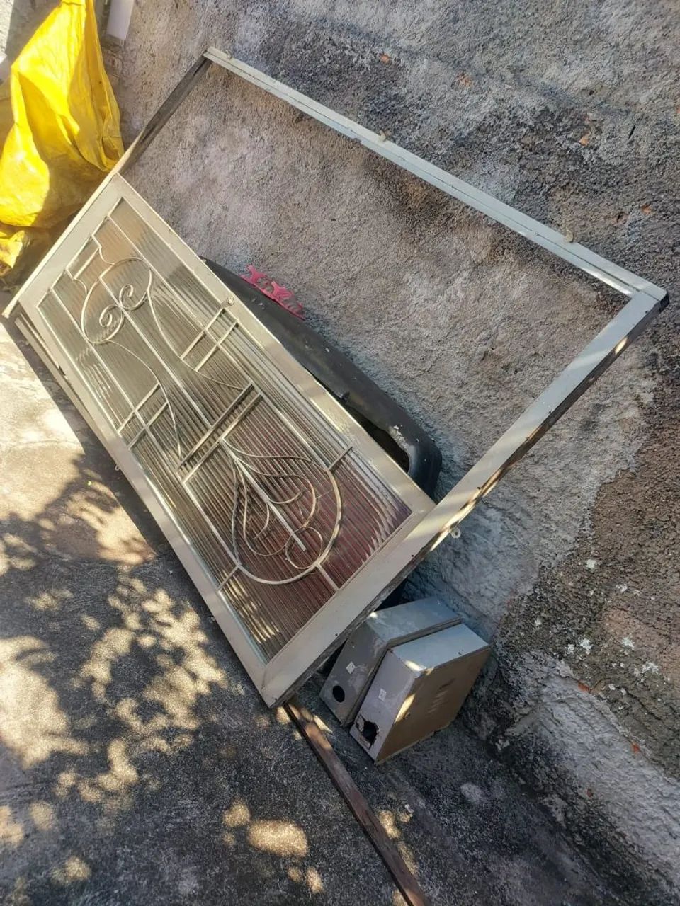 Porta de correr com vidro - Foto 2