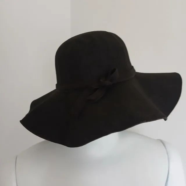 Chapéu de feltro preto tipo Floppy - Foto 3