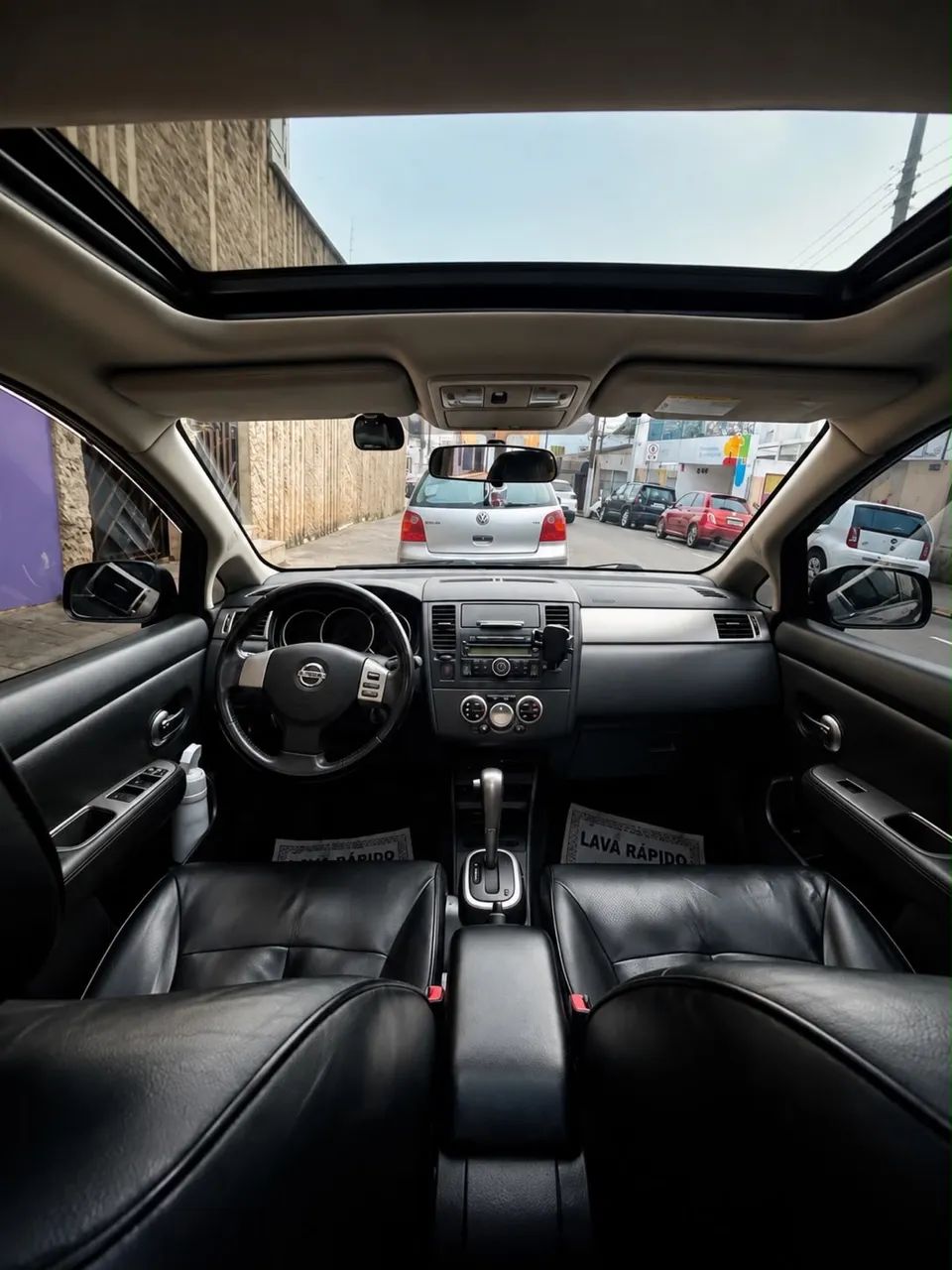 Nissan Tiida 2011