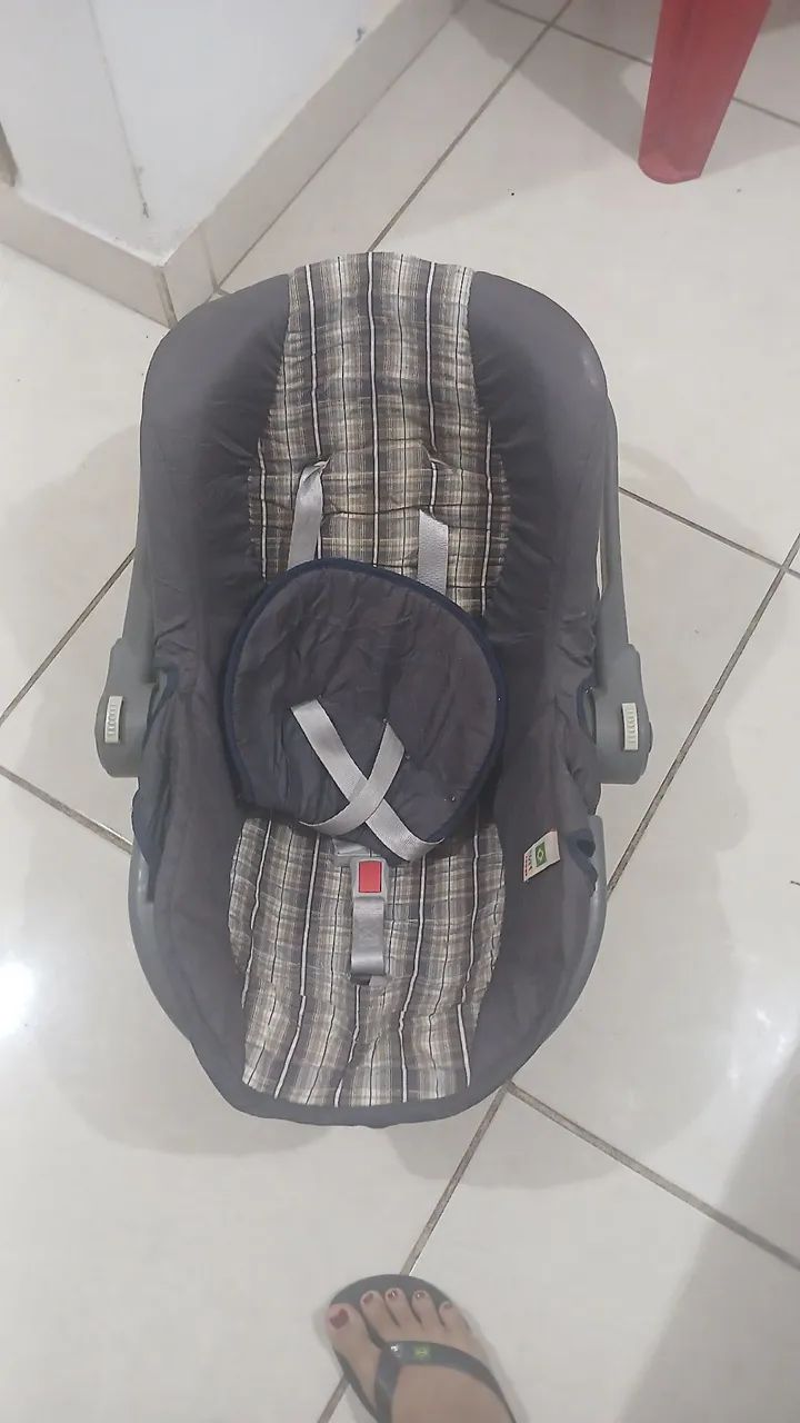 Vendo bebê conforto azul 
