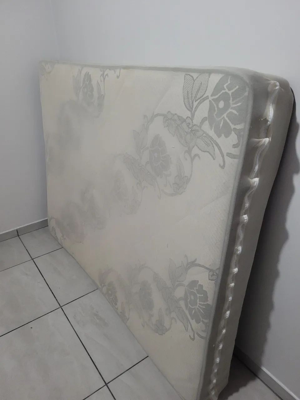 Vendo de casal Cama box