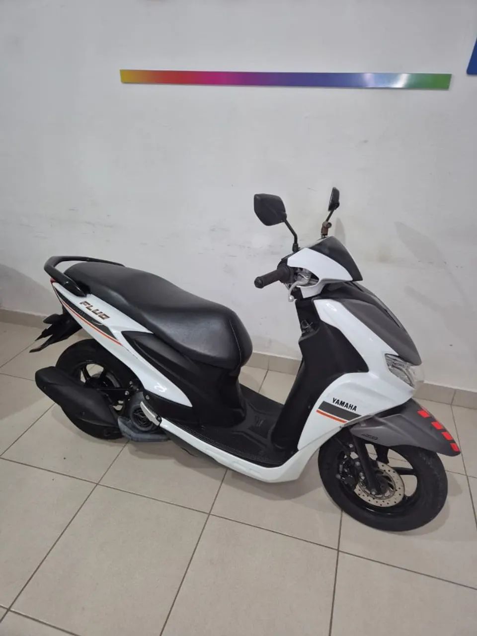 Yamaha fluo 2023 - Foto 3