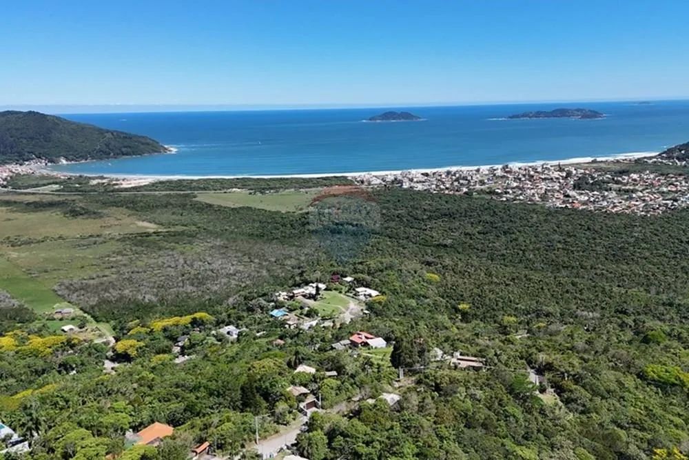 Casa à venda com 2 quartos, 100 m² de aréa útil e 964 m² de terreno por R$ 680.000,00 na C - Foto 4